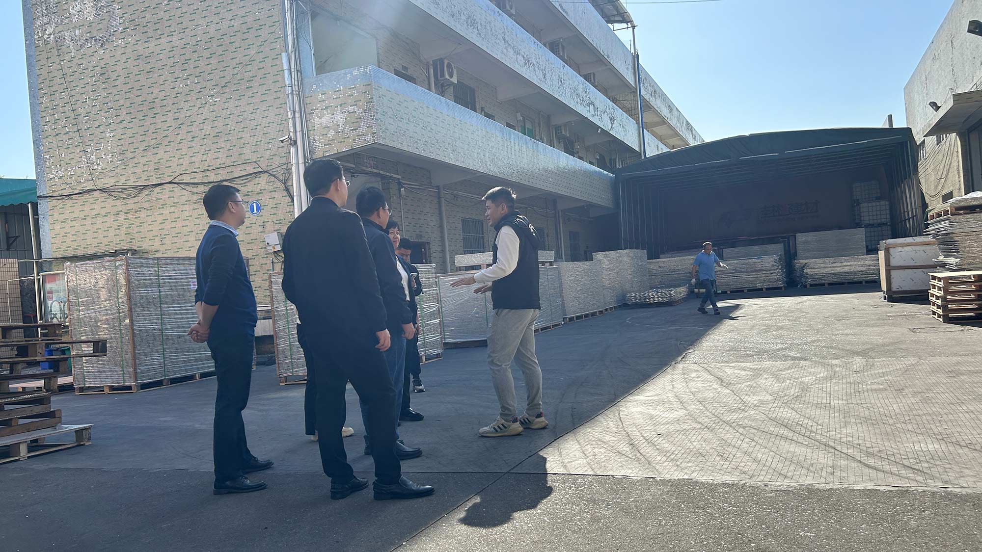 廣西省北流市領導蒞臨廣州市桂彬建材有限公司參觀考察
